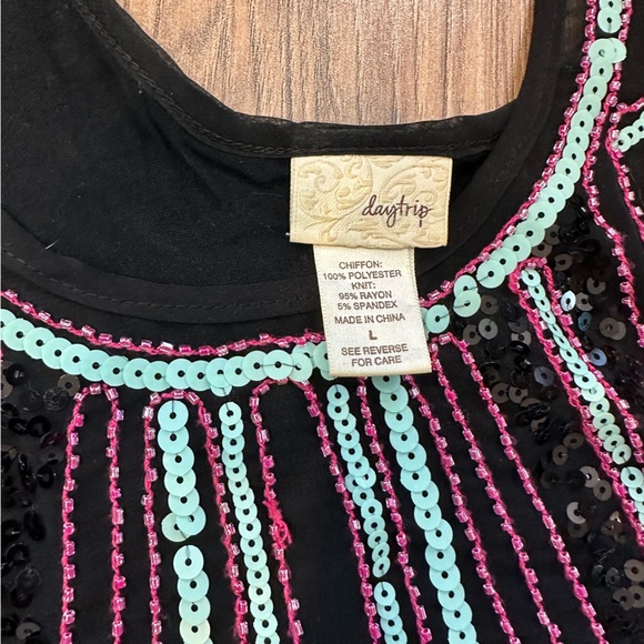 Day trip tank top - Picture 2 of 8